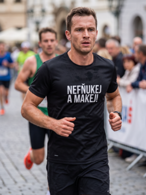 Prémiové pánské funkční sportovní tričko ActiveDry – Nefňukej a makej
