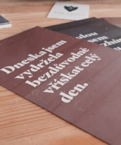 Číča v kleci | Milníkové kartičky jiné vtipné