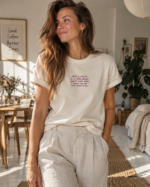Prémiové unisex tričko Někdy si myslím, že mi může udělat radost jenom výhra v loterii, ale pak vidím srnky na poli – Vintage White ECRU